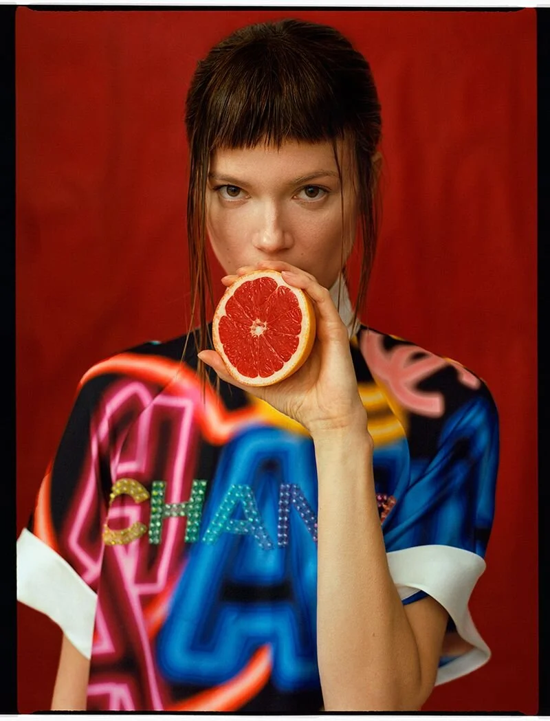 Kasia Struss Juices up the Pages of Vogue Poland April 2021 — Anne